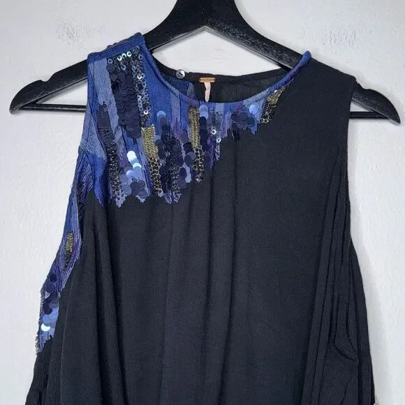 All About You Embellished Cold Shoulder Size Medium - Picture 8 of 10